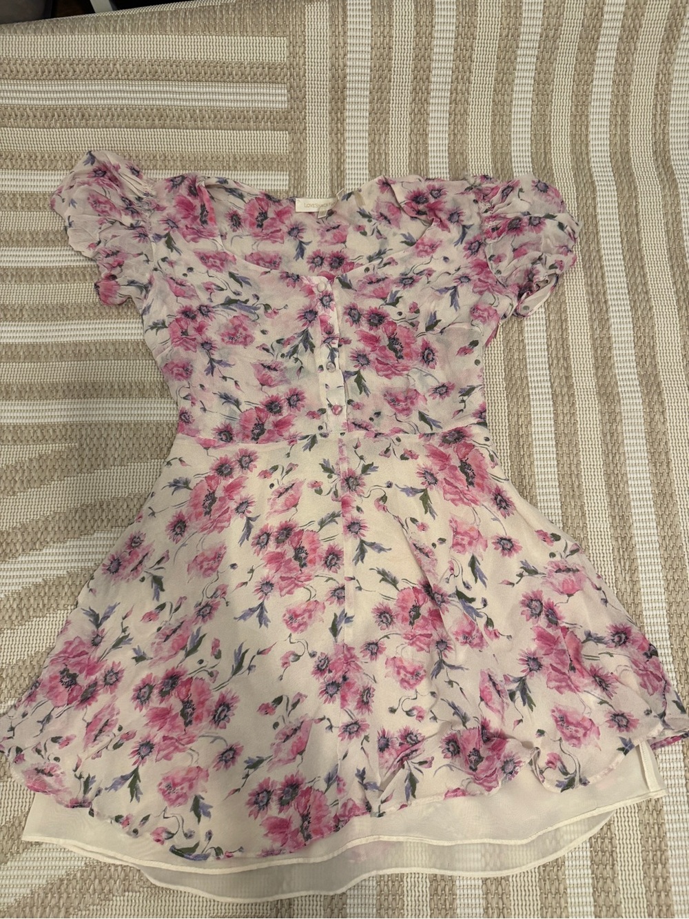Loveshackfsncy Floral Pink & Cream Ruffled Sleeve Dress